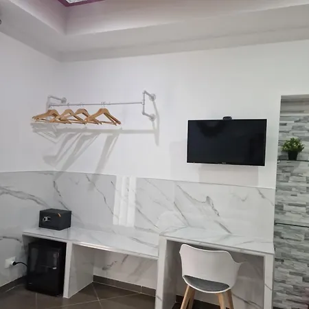 Pensjonat Ari La Spezia