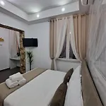 Ari Penzion 4*